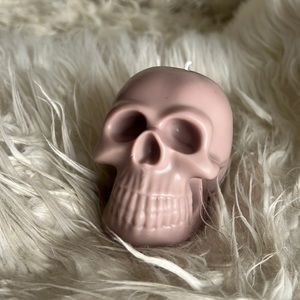 Spooky Halloween candle skull